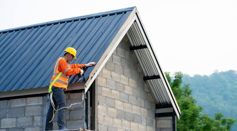 Expert Emergency Roof Repairs services in Table Rock, NE